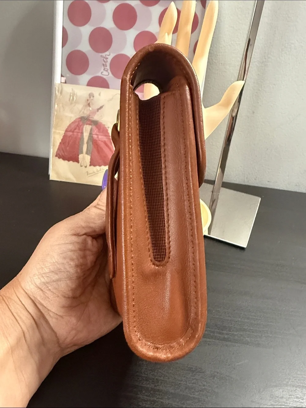Coach Rare Vintage British Tan Turn-Lock Case